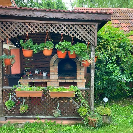 Lodge Casa De Vacanta La Faurie *